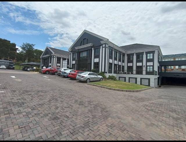 BUSINESS PROPERTY TO RENT IN SUNNINGHILL